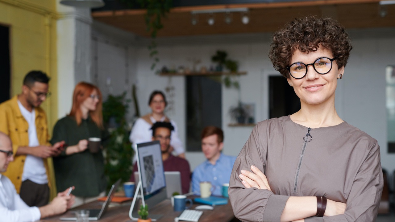Penta-8.20.22-How-to-Find-and-Hire-the-Right-Leadership-for-Your-Team-Banner